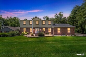 Building Photo - 625 Pine Brook Dr