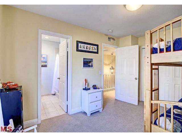 Foto del edificio - 8711 Falmouth Ave