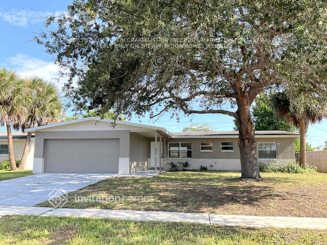 Primary Photo - 120 Citrus Blvd