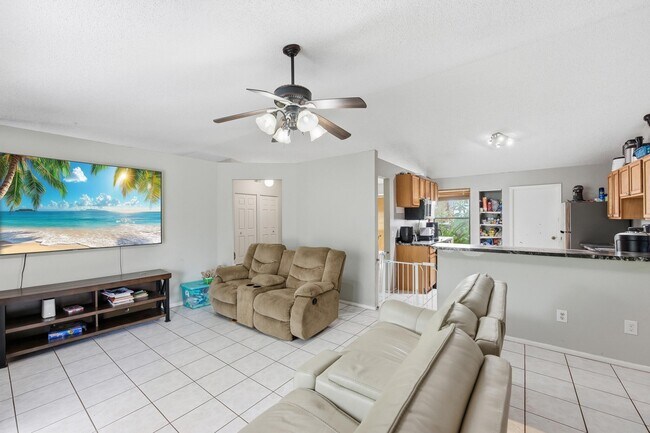 Foto del edificio - 1258 SW Cynthia St