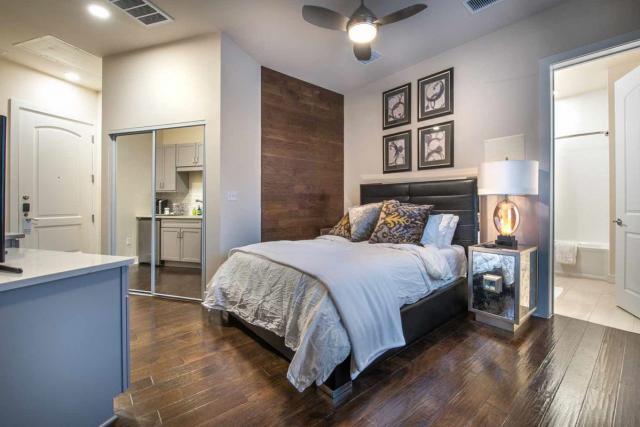 Building Photo - 1 bedroom in San Antonio TX 78235