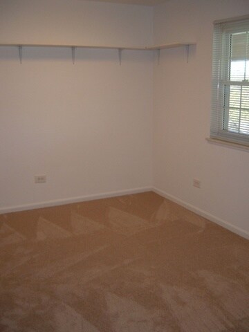 Foto del edificio - 5501 Carriageway Dr