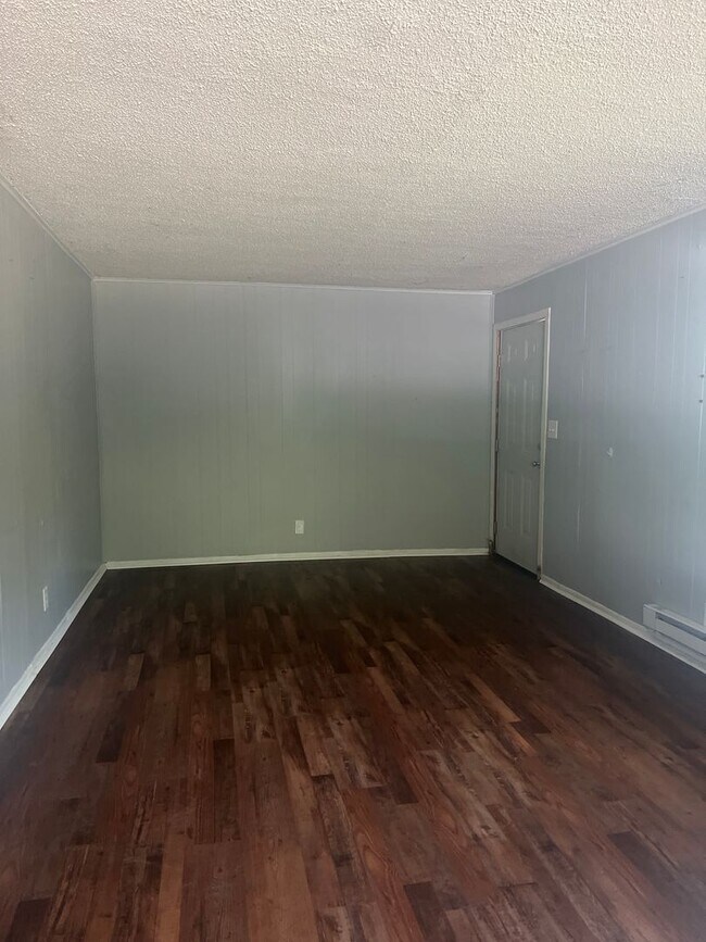 Foto del edificio - 5526 Clemons Rd