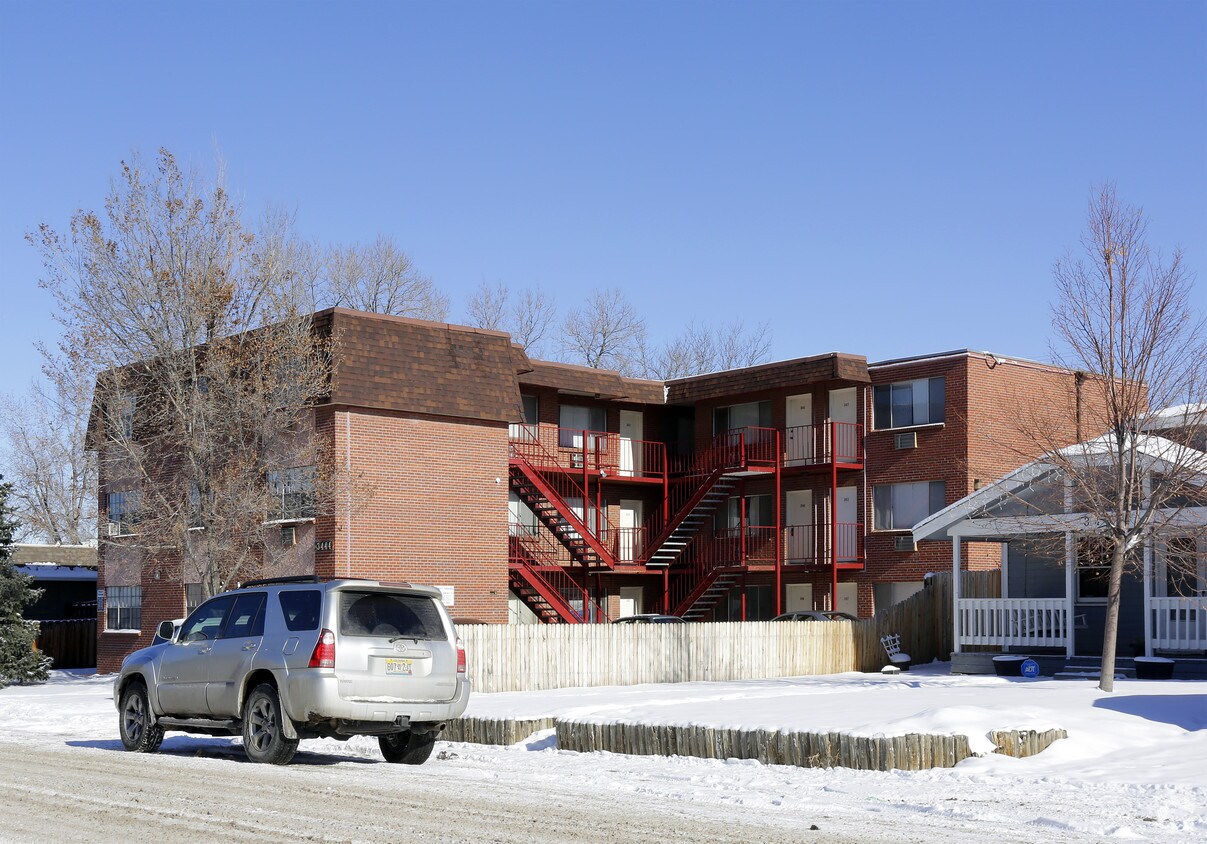 Nicole Apartments Englewood, CO