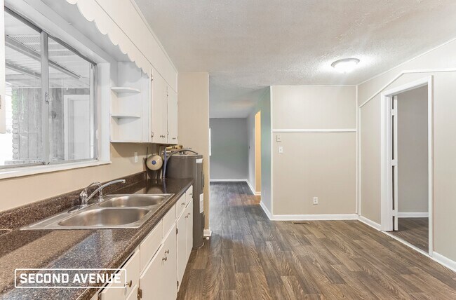 Foto del edificio - 1204 Birchwood St