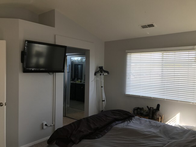 Foto del edificio - 1760 Stone Creek Dr