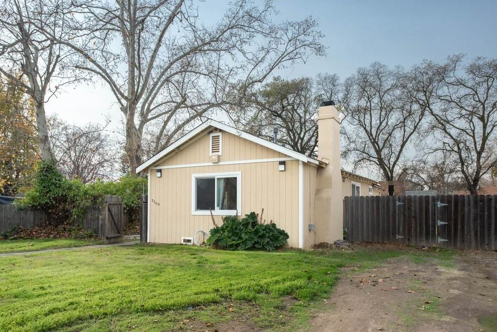 3109 Clay St, Sacramento, CA 95815 House Rental in Sacramento, CA