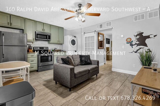 Foto del edificio - 360 Ralph David Abernathy Blvd SW