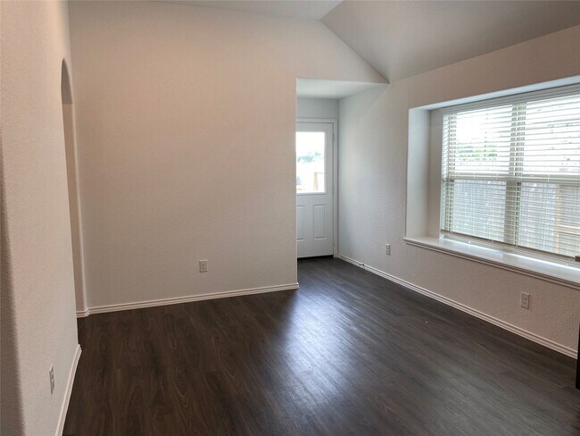 Building Photo - 25918 Steele Flower Dr