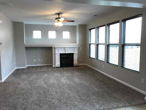 Building Photo - 4366 Rainer Dr