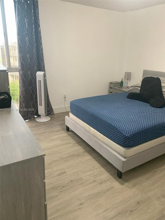 Foto del edificio - 7075 NW 186th St