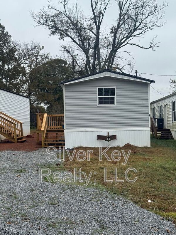 Primary Photo - 3000 Highway 11 S.