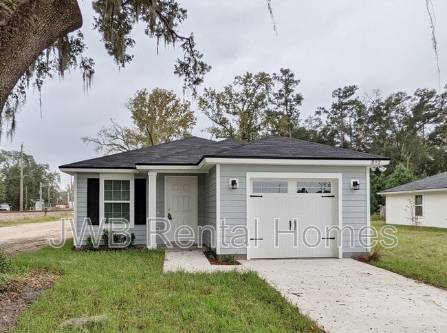 Building Photo - 810 Filmore Ln