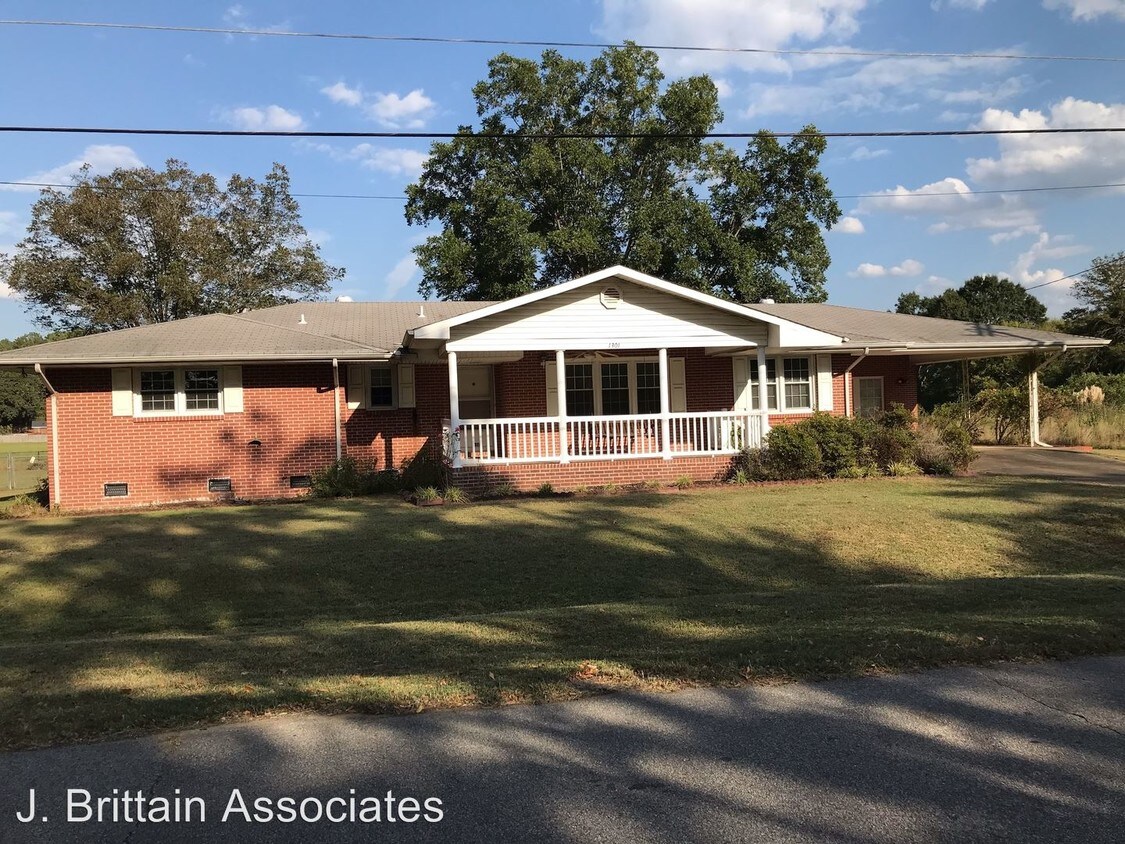 Primary Photo - 3 br, 2 bath House - 1301 Meadowbrook Lane