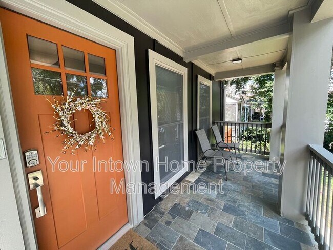Foto del edificio - 1264 Lyle Pl NW
