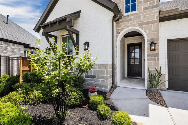 Foto del edificio - 28247 Clear Breeze Ct