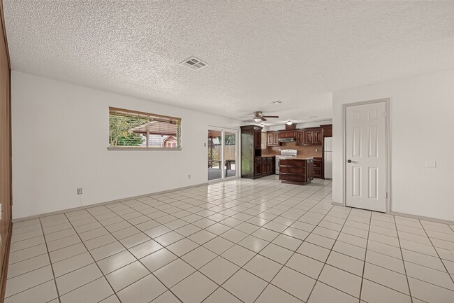 Building Photo - 5206 Olana Dr