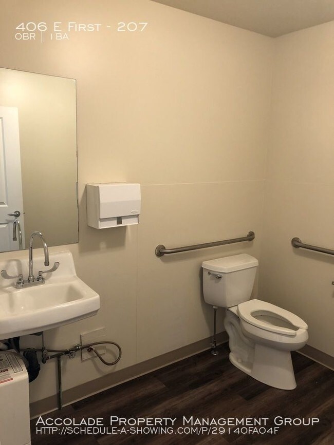 Foto del edificio - OFFICE SPACE AVAILABLE IN CLE ELUM