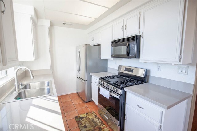 Foto del edificio - 21852 S Vermont Ave