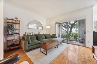 Building Photo - 3231 Allen Pkwy