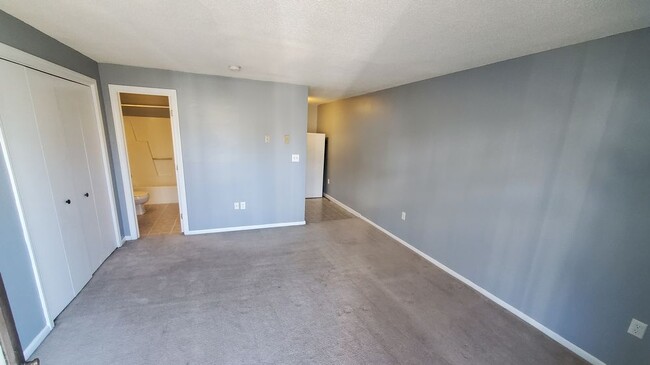 Foto del edificio - 134 W Main St