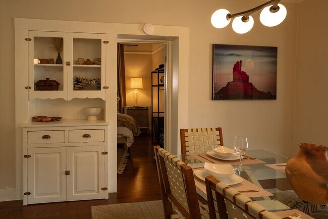 Foto del edificio - 112 E 16th St