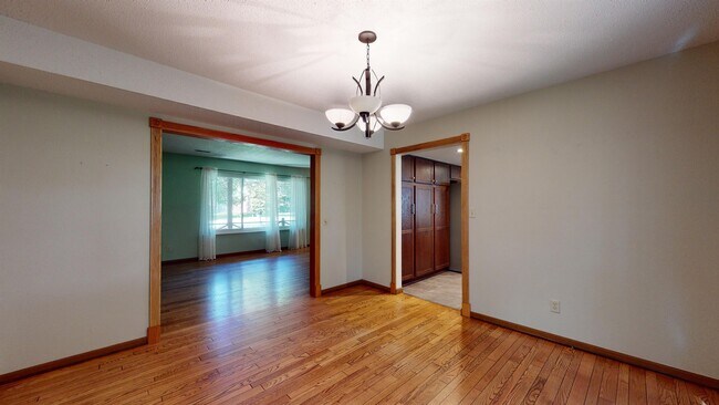 Foto del edificio - 316 Flagstone Dr