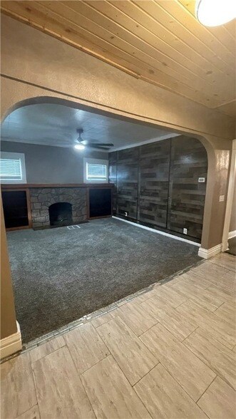 Foto del edificio - 247 Cedar Ave