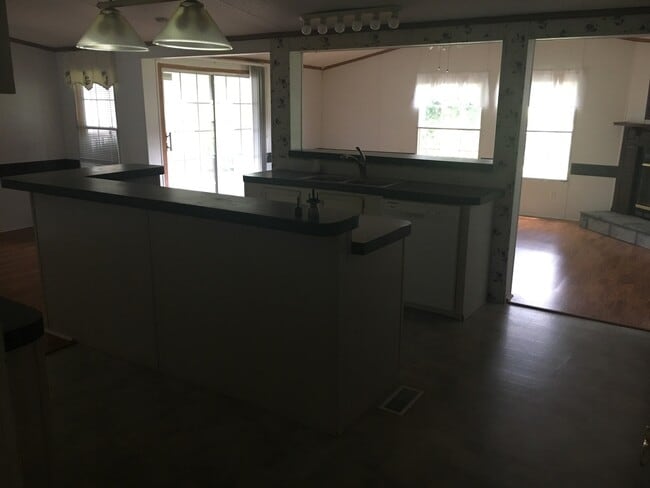 Building Photo - Water front property for rent !!!
