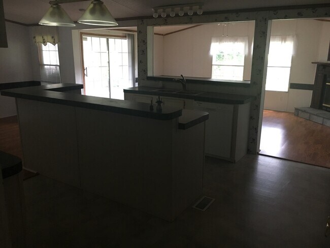 Foto del edificio - Water front property for rent !!!