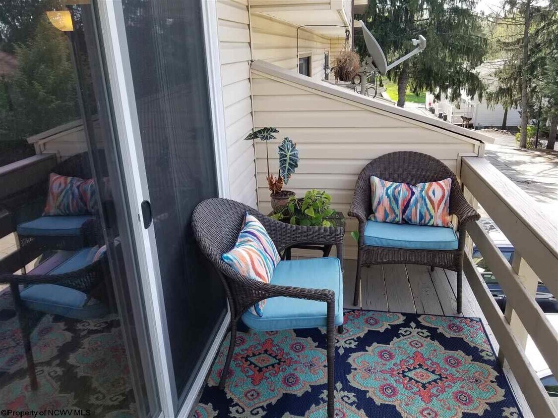 1329 Headlee Ave, WV 26505 House Rental in WV