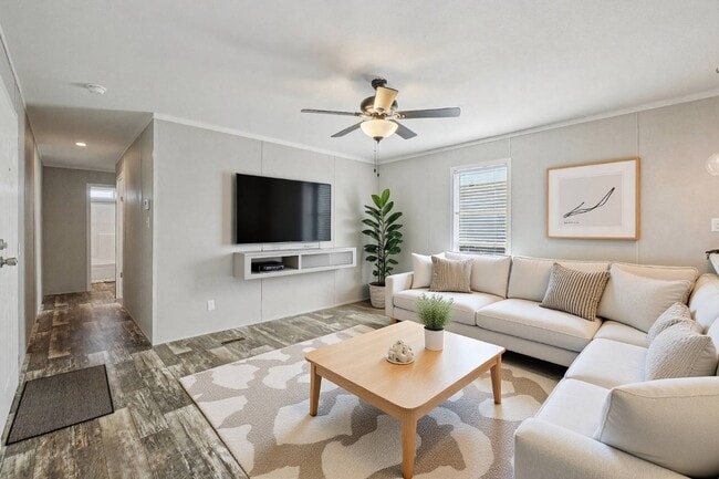 Building Photo - 1620 Swallowtail Dr