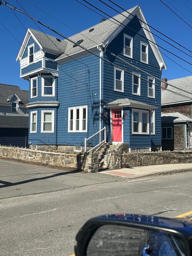 Foto del edificio - 150 Maplewood Ave