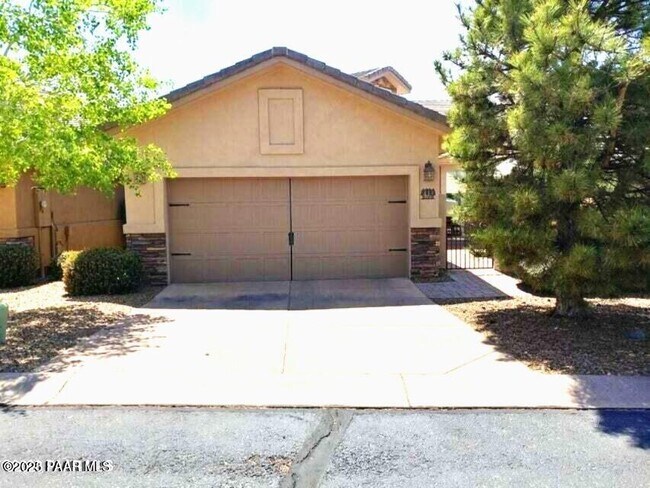 Foto del edificio - 413 Tangerine Ave