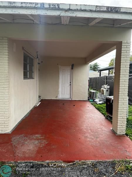 Building Photo - 6154 Flagler St