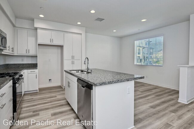 Building Photo - 3 br, 3 bath House - 45472 Calle Cirros