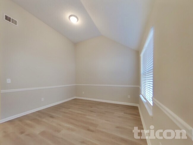 Foto del edificio - 11 Melleray Ct