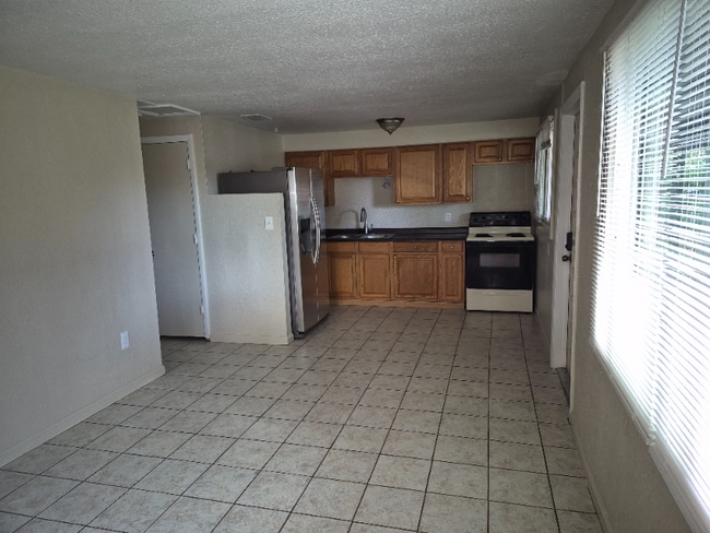 Building Photo - 7755-7765 64th Way N