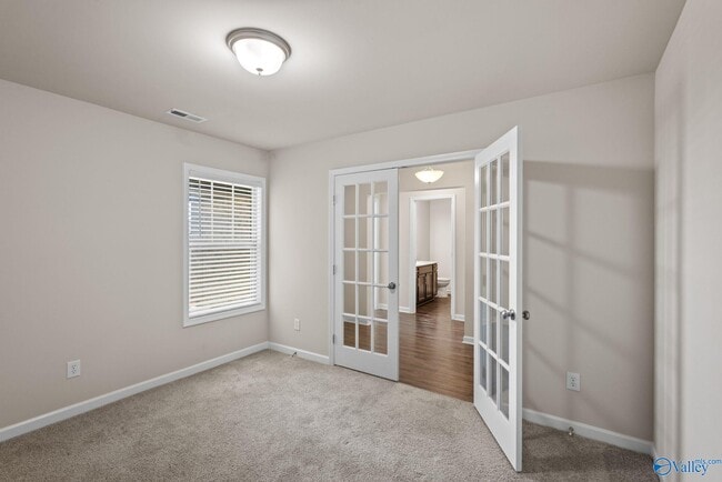 Building Photo - 338 Fenrose Dr