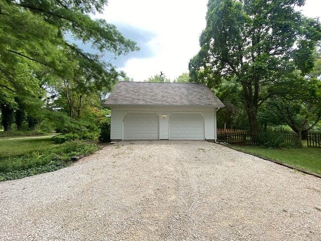 Building Photo - Coming Soon!!! Beautiful, Picture Perfect ...