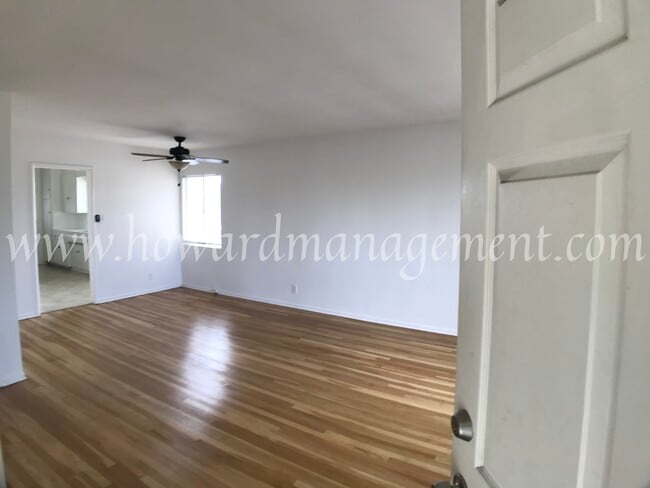 Building Photo - 5455 Alvern Cir