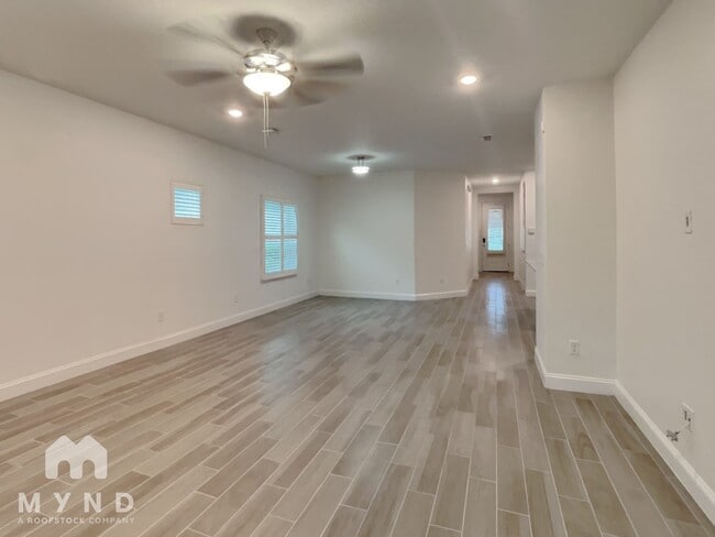 Building Photo - 15140 Venosa Cir