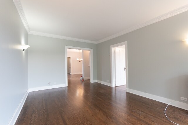 Foto del edificio - 1730 W Foster Ave