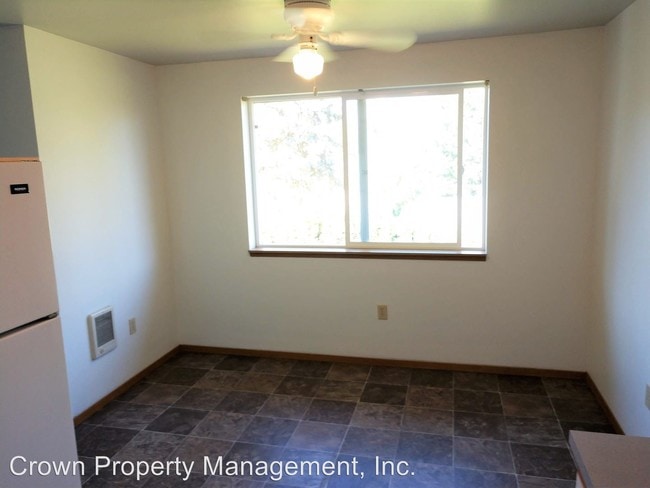 Building Photo - 3625 Belle Vista Ct S