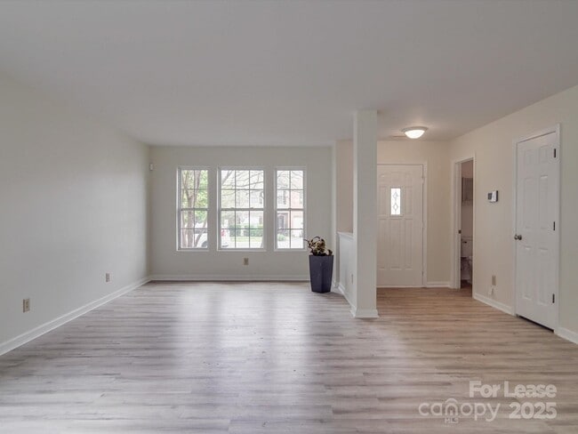 Foto del edificio - 3227 Deshler Morris Ln