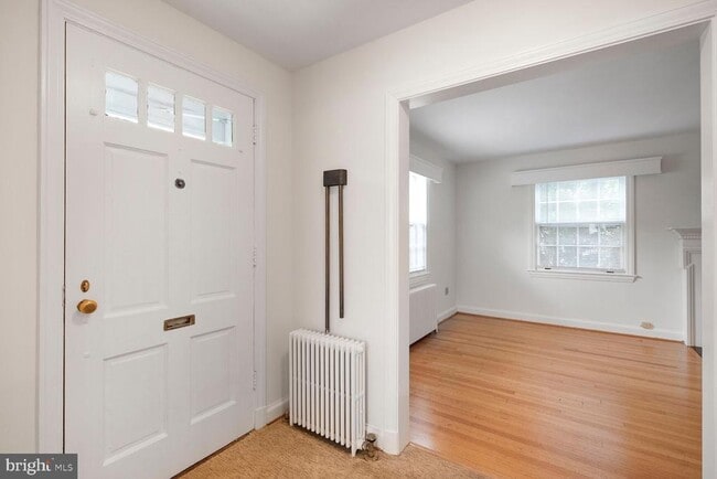 Foto del edificio - 4520 Middleton Ln