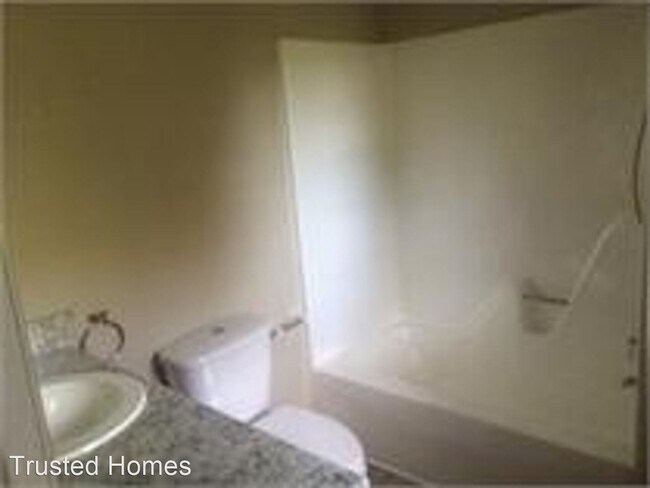 Building Photo - 5 br, 2 bath House - 268 Rocky Road
