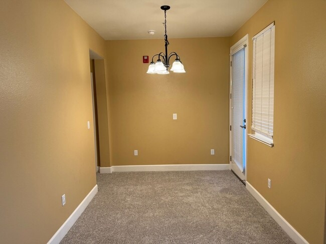 Foto del edificio - 1 bedroom Condo at The Phoenician w/ new carpet