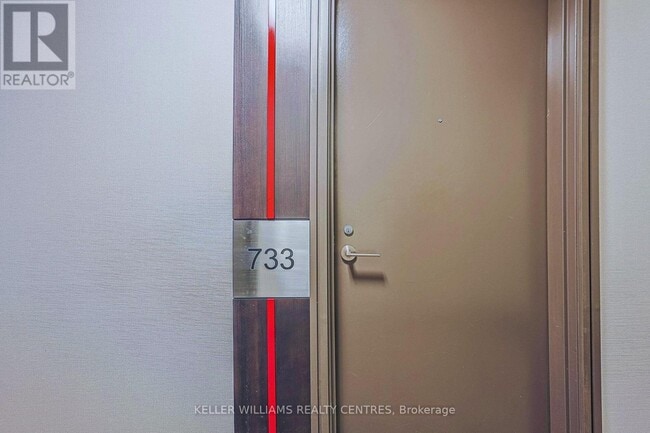 Building Photo - 540 Bur Oak Ave