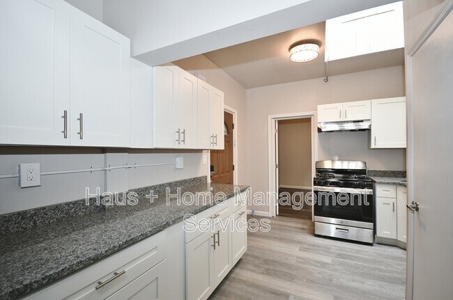 Foto del edificio - 933 4th Ave